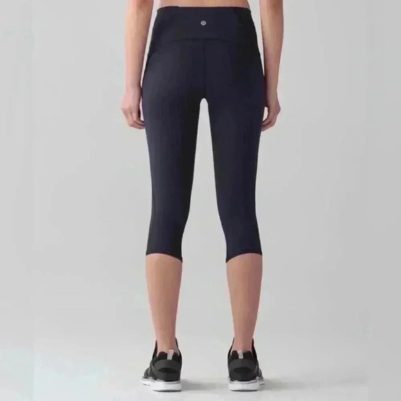 Lululemon Train Times Crop (17") Midnight Navy - Picture 5 of 7